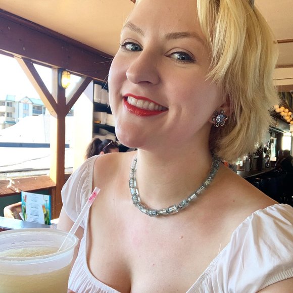 Meet Your Posher Meg - Picture 9 of 9